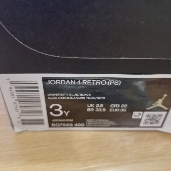 SOLD Air Jordan 4 University Blue 3Y - Picture 3 of 3